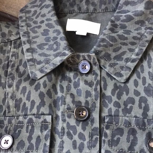 Loft Jacket - Picture 2 of 5